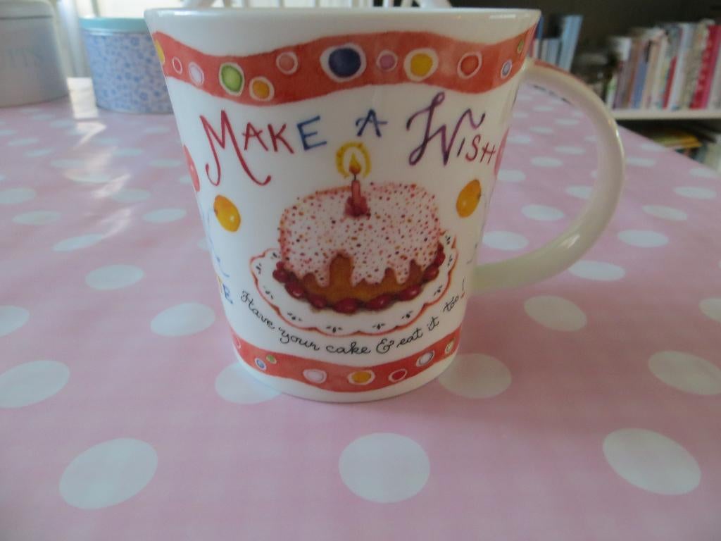 beker/Birthday/Susan Branch/Verjaardag/Feest/thee/koffie, Huis en Inrichting, Overige typen, Nieuw, Ophalen of Verzenden, Overige stijlen