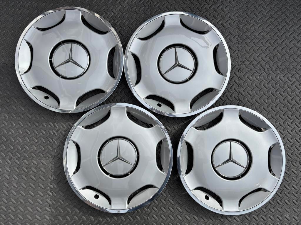 Set orig Mercedes-Benz C-Klasse, E-klasse wieldoppen 15 inch, Ophalen of Verzenden, Gebruikt