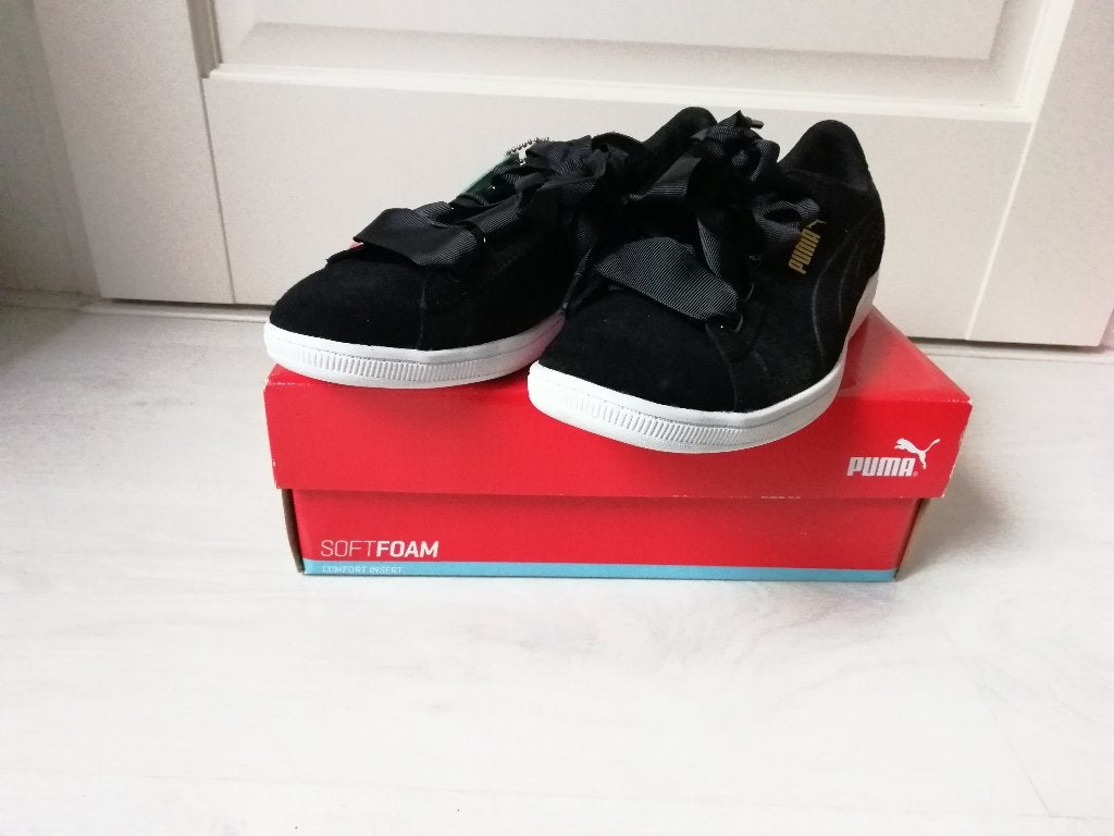 NIEUW zwarte Puma sneakers met hippe veters lint maat 40, Puma, Zwart, Nieuw, Ophalen of Verzenden