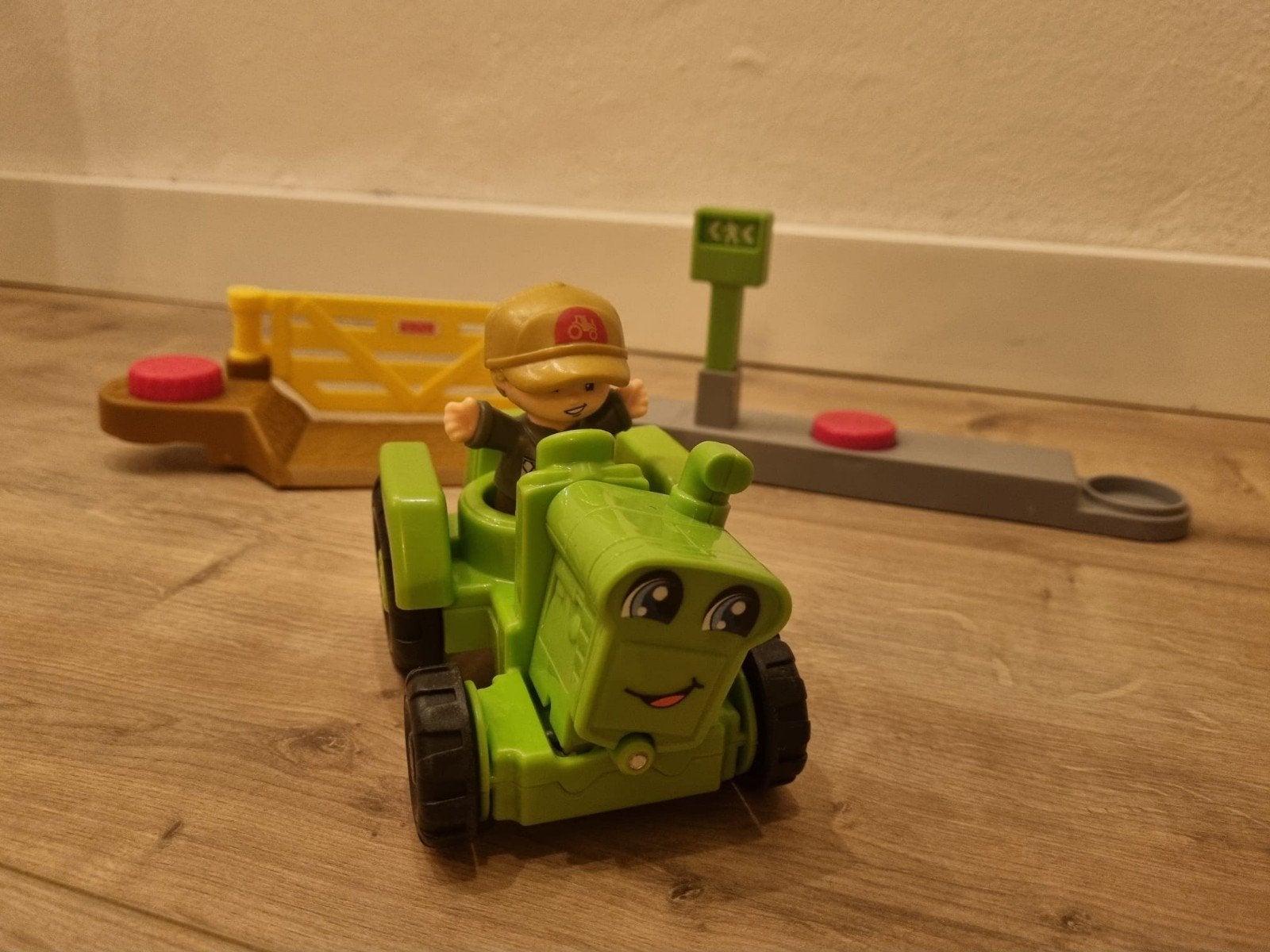Fisher-Price Little People Tractor, Ophalen, Gebruikt, Auto, Met wieltjes