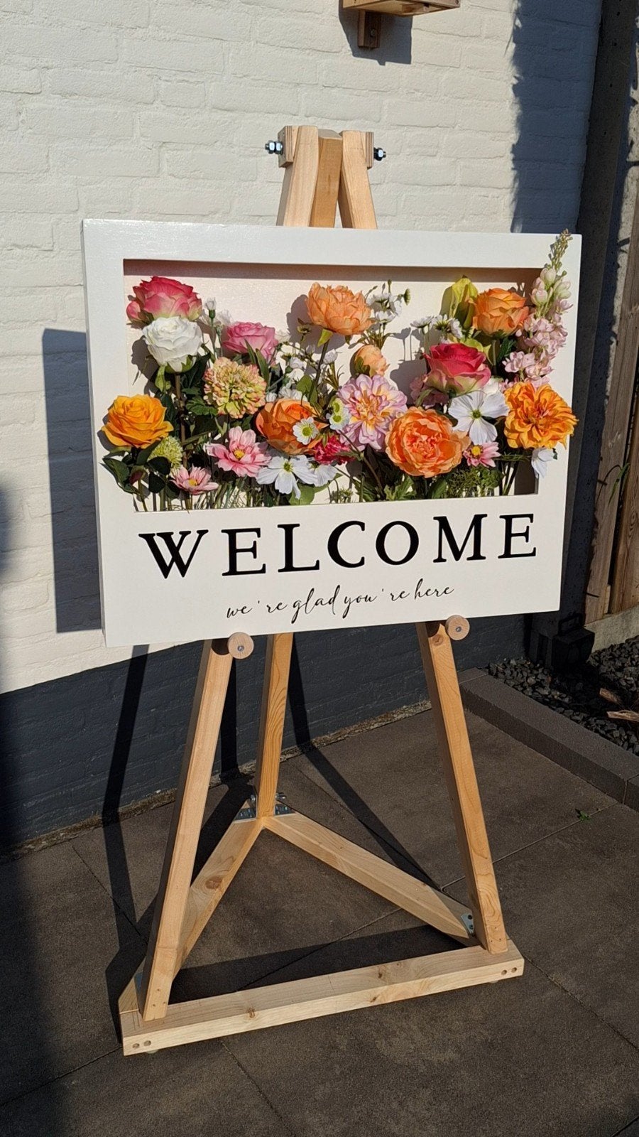 Welkomstbord bruiloft inclusief zijden bloemen, Hobby en Vrije tijd, Ophalen of Verzenden, Geboorte of Huwelijk