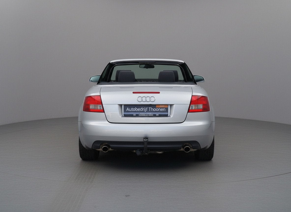 Audi A4 Cabriolet 3.0 V6 | BTW auto | Youngtimer | Bose | Le, Dealer onderhouden, Gebruikt, 1595 kg, Cabriolet