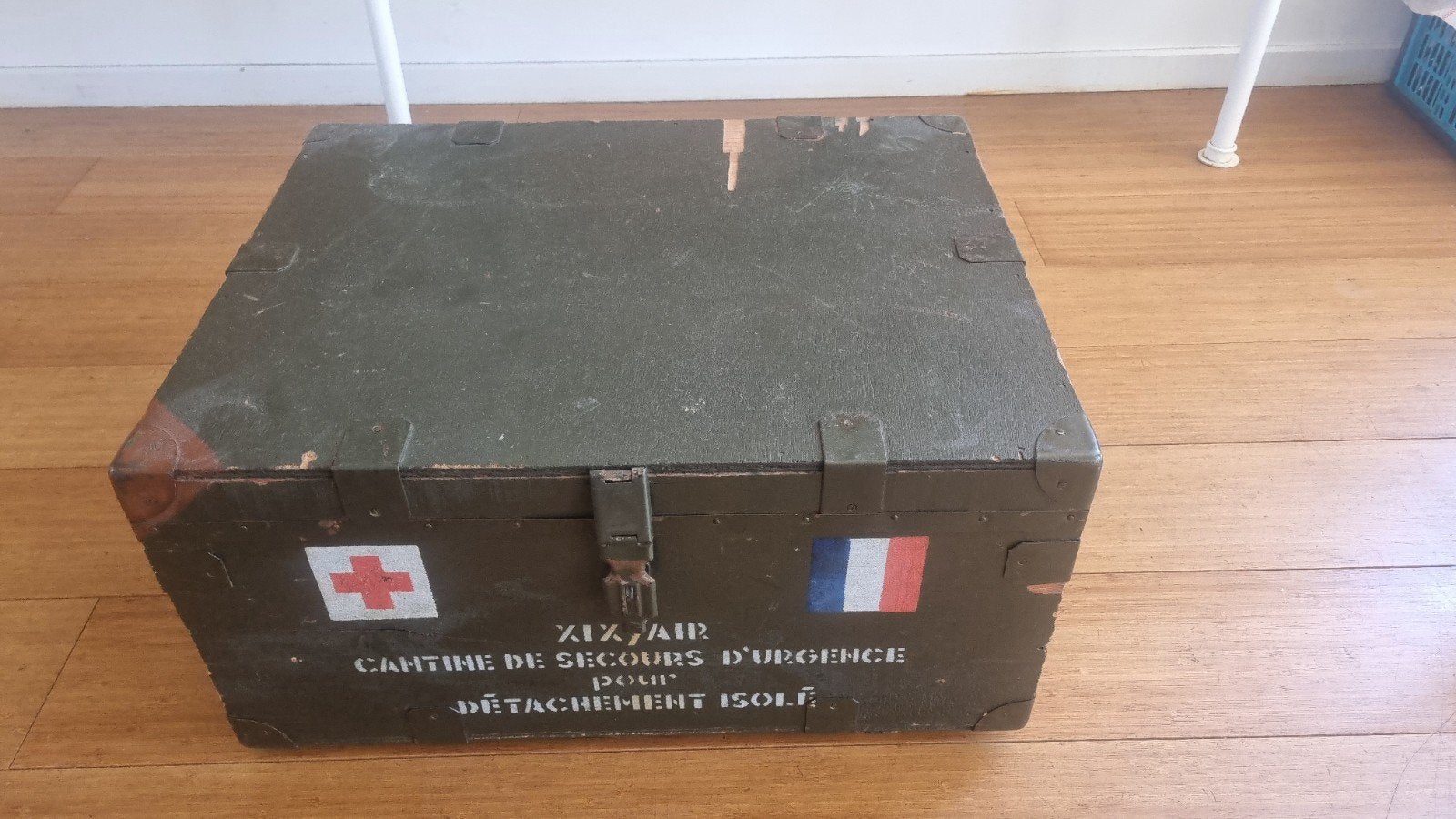Originele Franse legerkist - EHBO veldkist, Ophalen of Verzenden