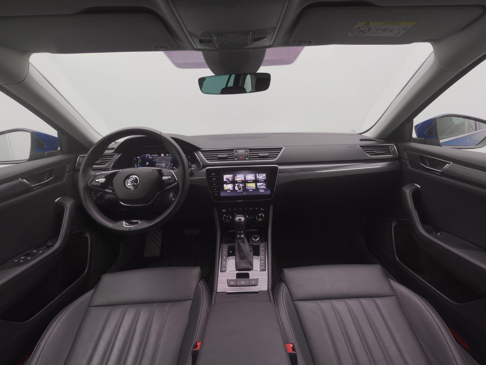Skoda Superb Combi 1.4 TSI 218pk iV Business Edition Plus |, Auto's, Gebruikt, 4 cilinders, Blauw, Startonderbreker