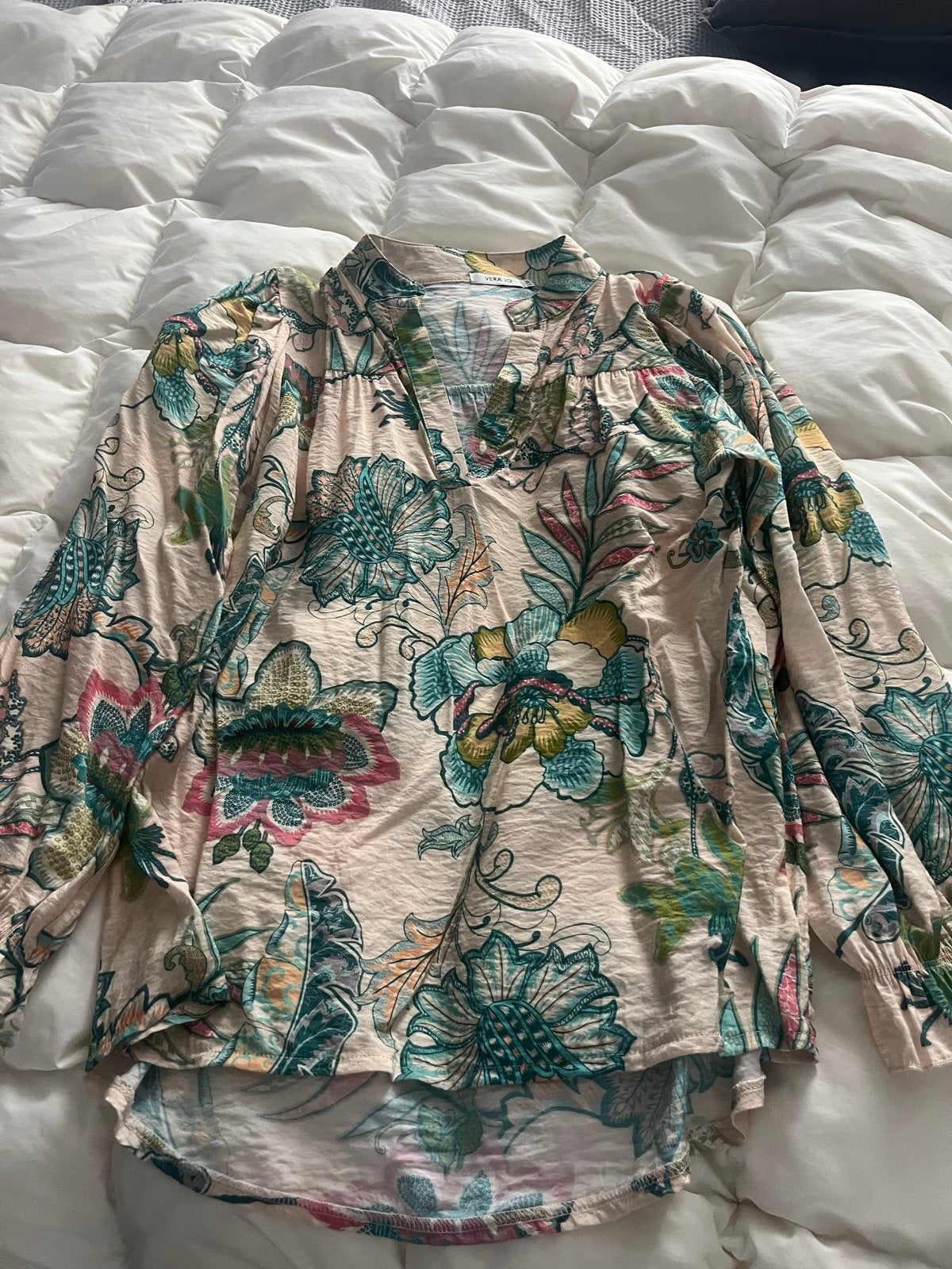 Vera Jo Blouse S/M - Leuk te combineren met bodywarmer, Kleding | Dames, Ophalen of Verzenden, Gedragen, Maat 36 (S), Meerkleurig