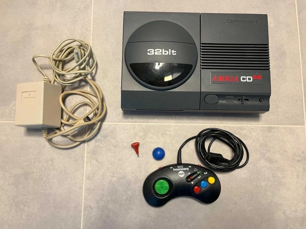 Commodore Amiga CD32, Computers en Software, Ophalen