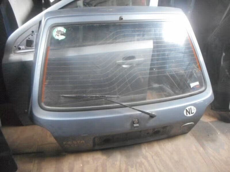 ACHTERKLEP Ford Fiesta 3 (01-1989/12-1996), Auto-onderdelen, Gebruikt, Achterklep, Ophalen of Verzenden, Henry-Ford-Straße 1 50735 Köln, DE