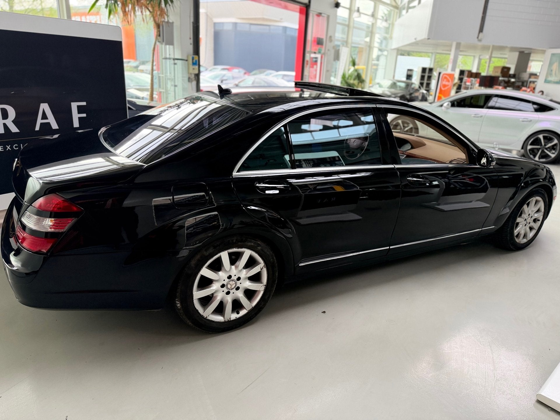 Mercedes-Benz S-klasse 500 4-Matic S550 Automaat,65.000 KM, Auto's, Automaat, 5461 cc, Gebruikt, Zwart