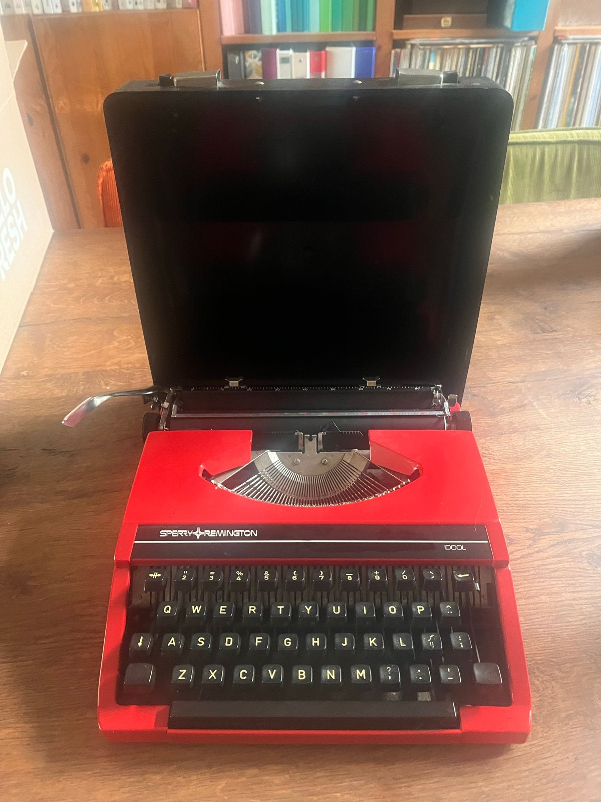 Typemachine sperry remmington idool rood, Diversen, Typemachines, Ophalen, Gebruikt