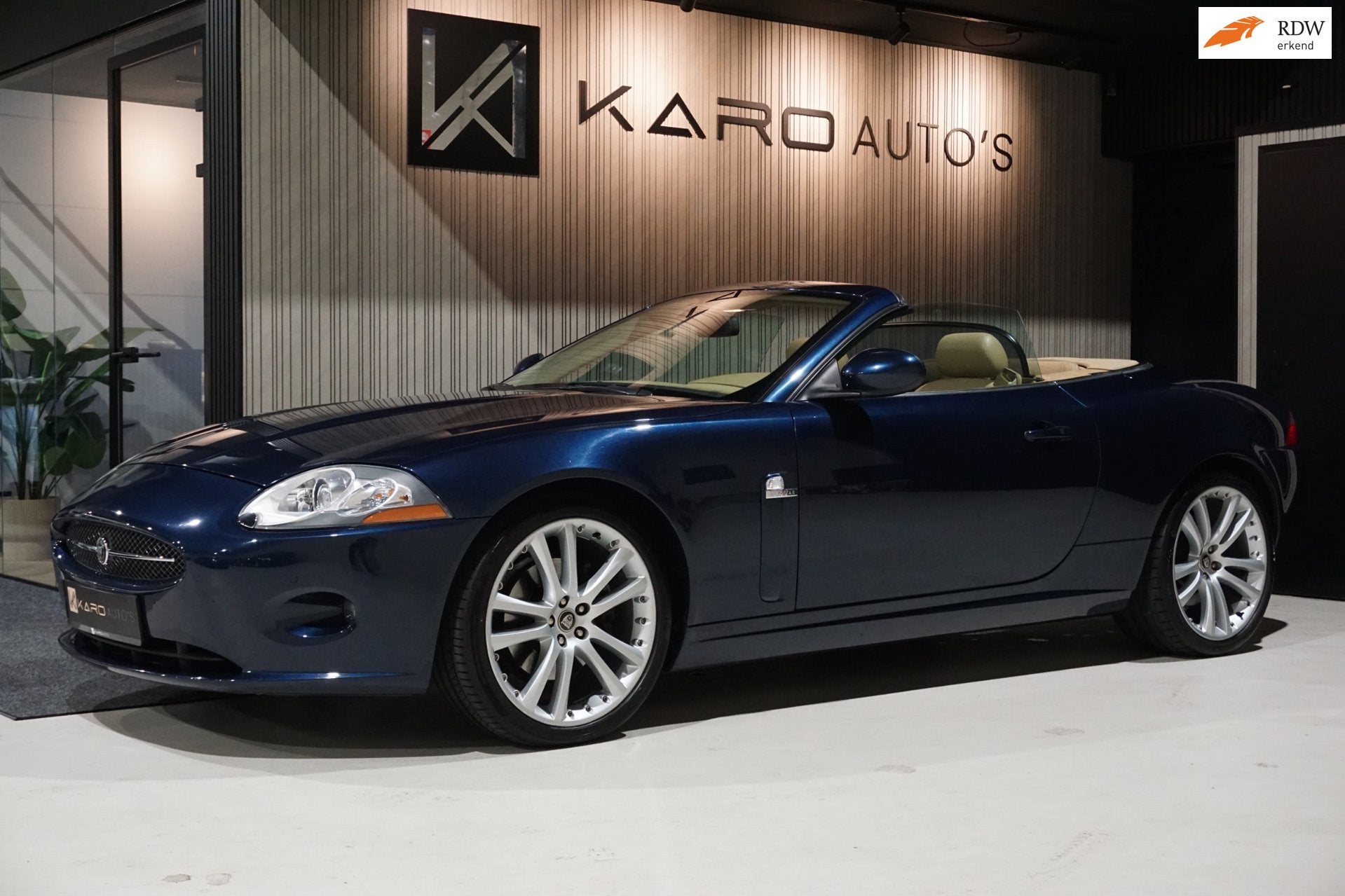 Jaguar XK 4.2 V8 Convertible Xenon Leer 20" Dealer oh 2e Eig, Auto's, Dealer onderhouden, Achterwielaandrijving, Gebruikt, Cabriolet