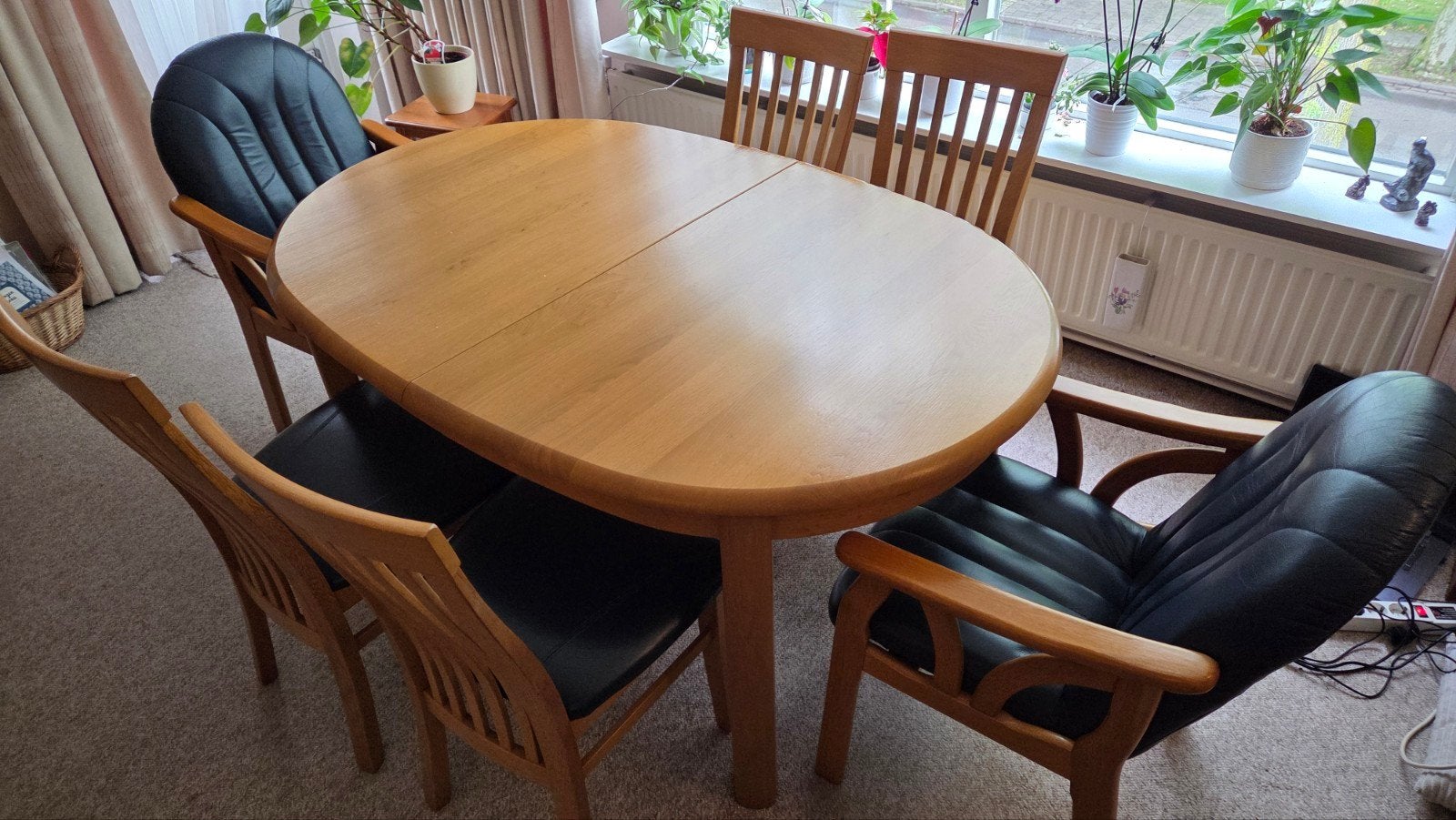 Uitschuifbare eettafel met 6 stoelen eikenhout, Huis en Inrichting, Tafels | Eettafels, Ophalen, Gebruikt, 100 tot 150 cm, Eikenhout