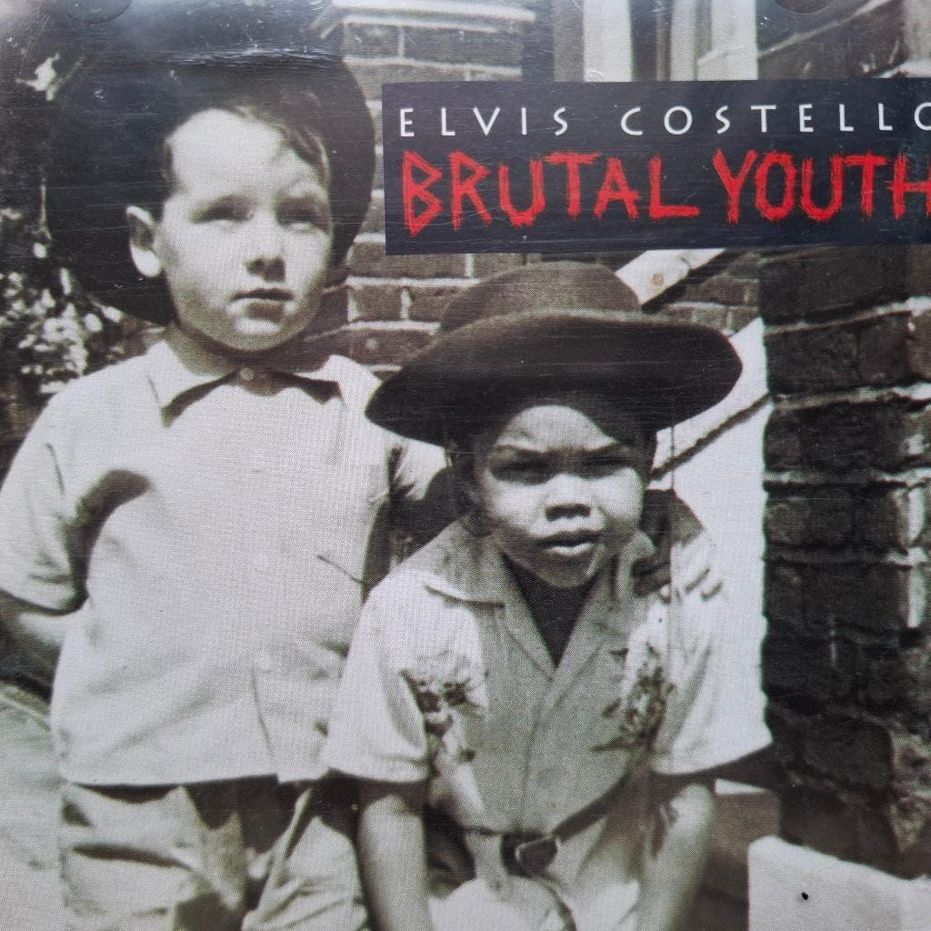 ELVIS COSTELLO - BRUTAL YOUTH, Cd's en Dvd's, Ophalen of Verzenden, Zo goed als nieuw, Poprock