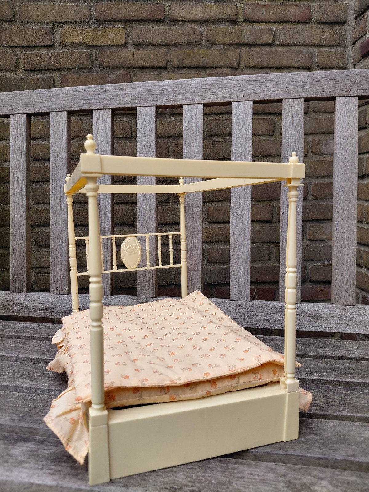 Vintage Sindy Hemelbed - Speelgoed voor Poppen, Ophalen of Verzenden, Gebruikt, Overige typen