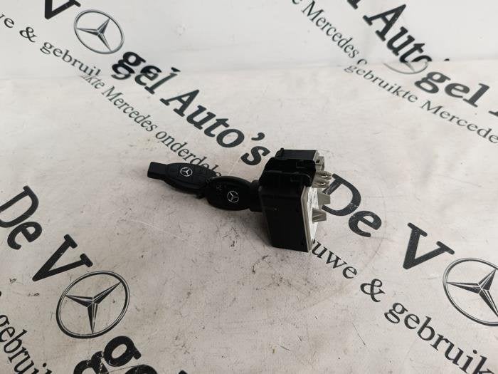 Elektronisch kontaktslot van een Mercedes Vito, Gebruikt, -, Ophalen of Verzenden, -
