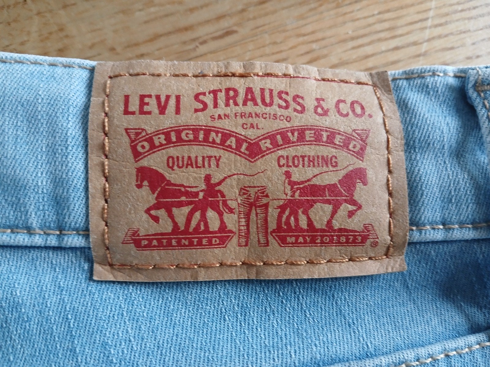Zeer nette Levi's 720 broek maat 30, Ophalen of Verzenden, Zo goed als nieuw, Blauw, W30 - W32 (confectie 38/40)