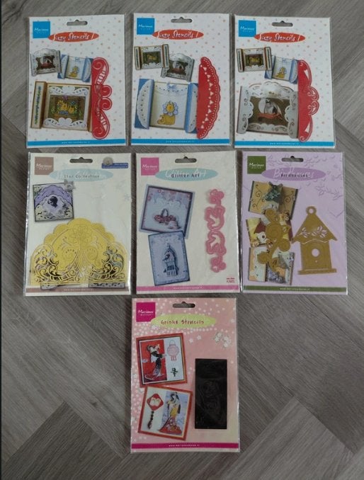 7x snij/embos/borduurmal Marianne Design, Ophalen of Verzenden, Zo goed als nieuw, Overige thema's, Pons of Mal