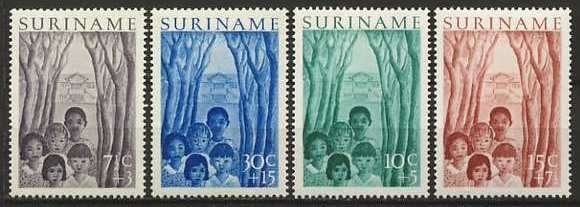 Suriname NVPH nr 312/5 postfris Jeugdwerk 1954, Ophalen of Verzenden, Postfris