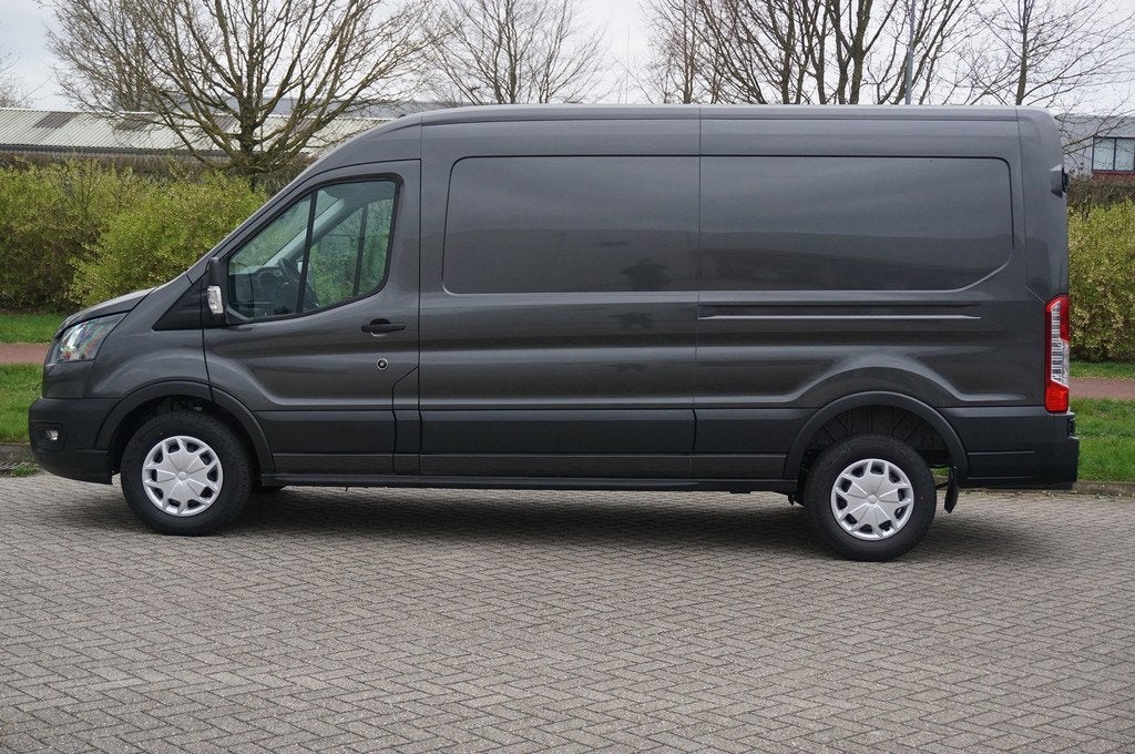 Ford Transit 350L 130PK L3H2 Trend BPM VRIJ! Clima, 12" Sync, Voorwielaandrijving, Euro 6, 4 cilinders, 2500 kg