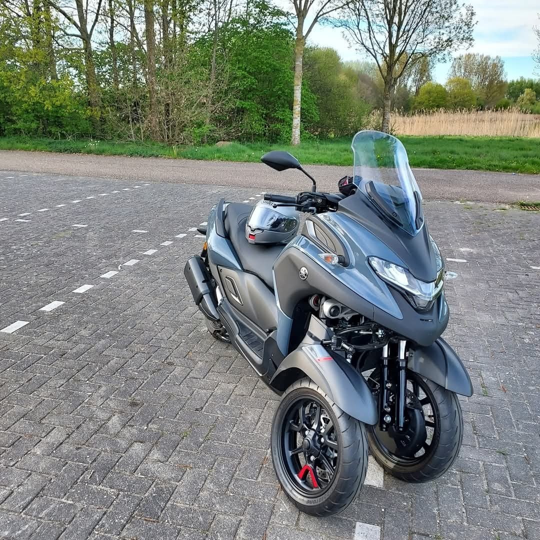 Te koop, yamaha tricity 300 bouwjaar 2024., Motoren, Particulier, Scooter