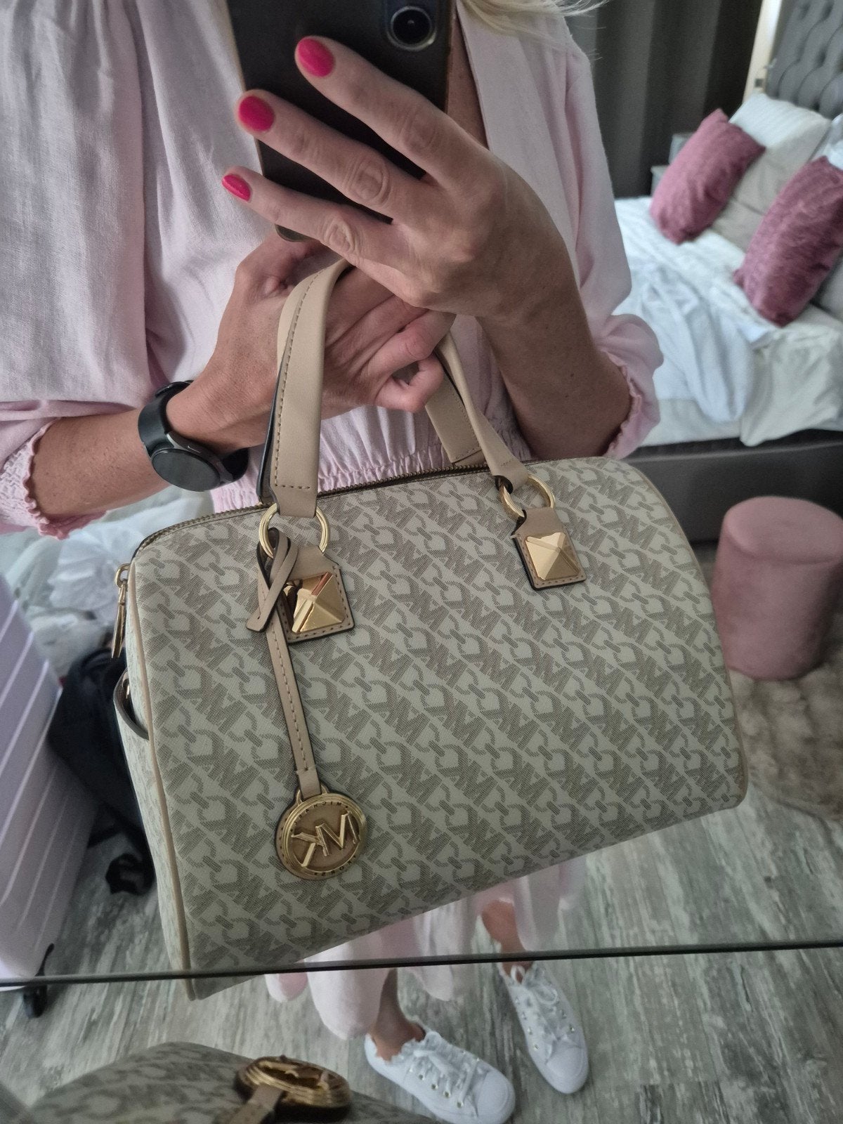 Michael kors logo tas beige, Ophalen, Zo goed als nieuw, Beige, Handtas