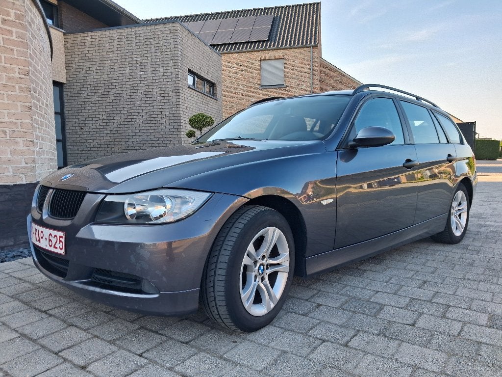 Bmw e91 318d 19/03/2007 enkel voor export of onderdelen., Auto-onderdelen, Ophalen, Gebruikt, BMW