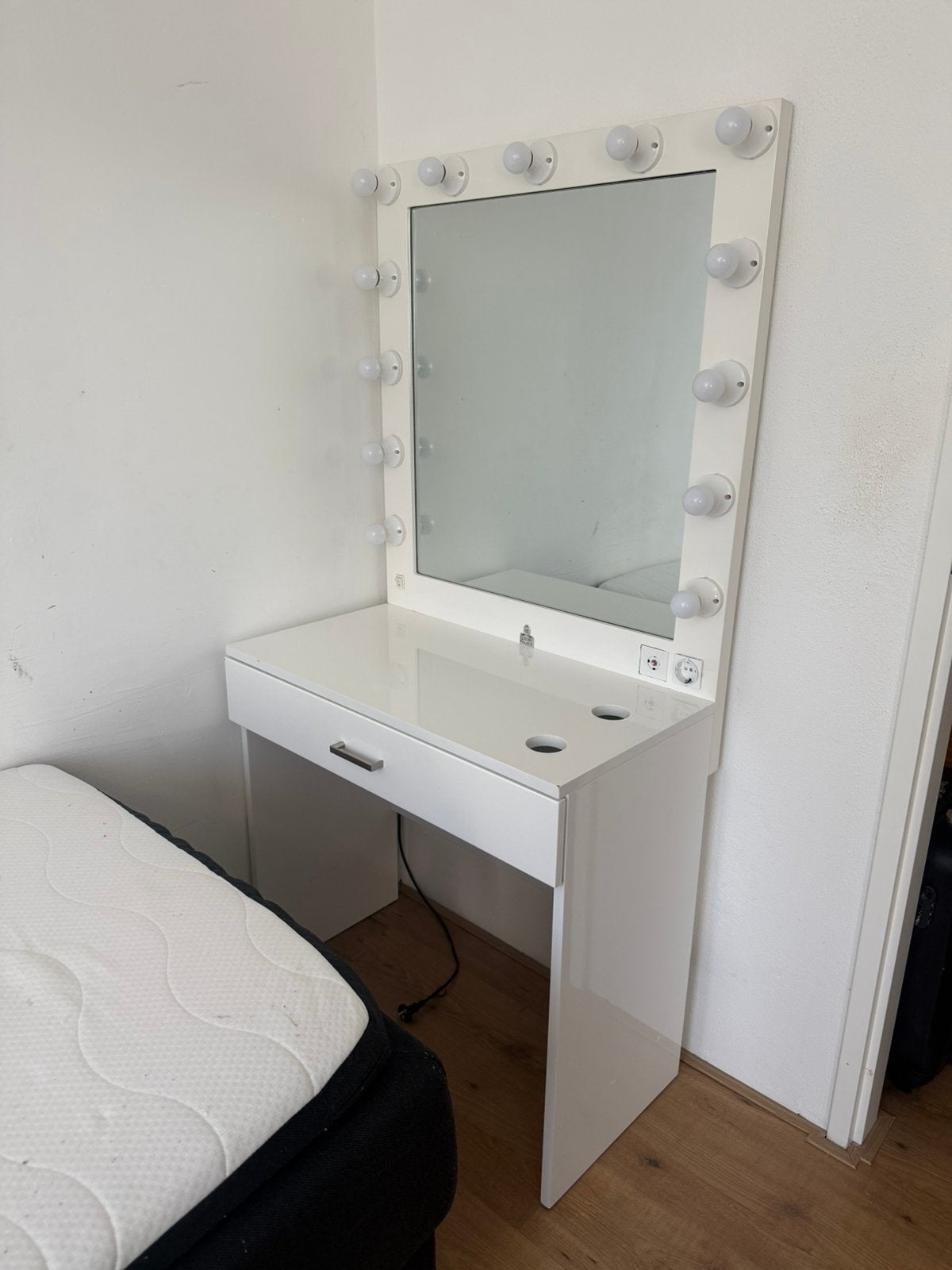 witte luxury palace make-uptafel, Ophalen, Zo goed als nieuw, 50 tot 100 cm, 100 tot 150 cm