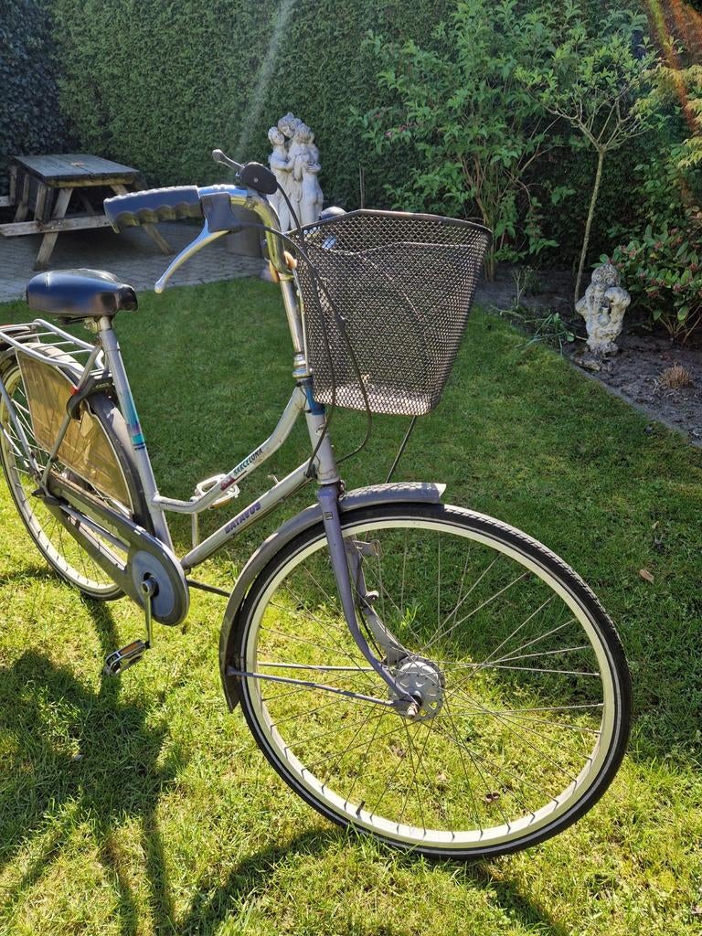 Damesfiets, Fietsen en Brommers, Mandje, Gebruikt, Batavus, Ophalen of Verzenden