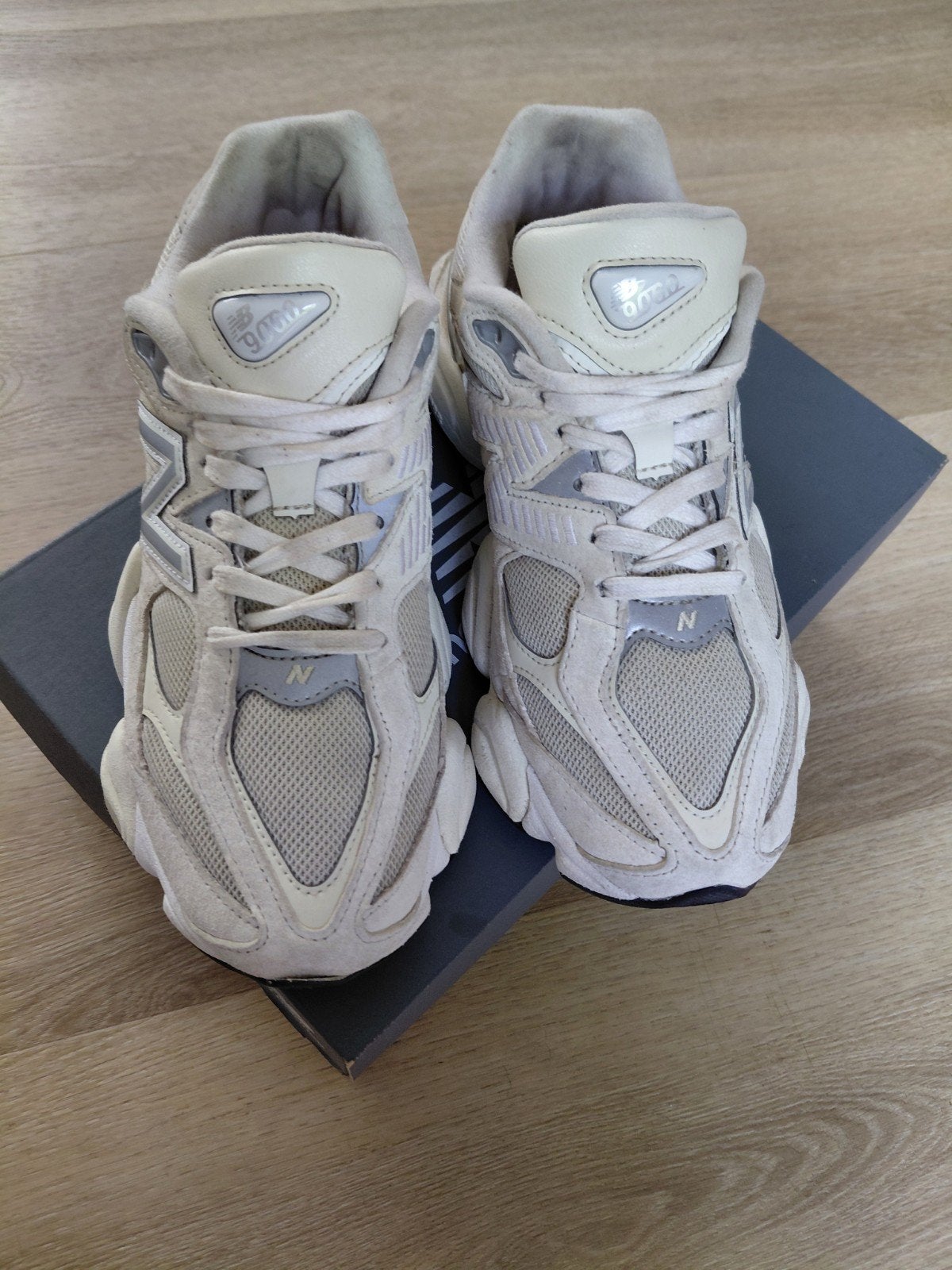 New Balance U9060WHT moonbeam seasalt turtledove 39,5 (39), Kleding | Dames, Verzenden, Beige, New Balance, Sneakers of Gympen
