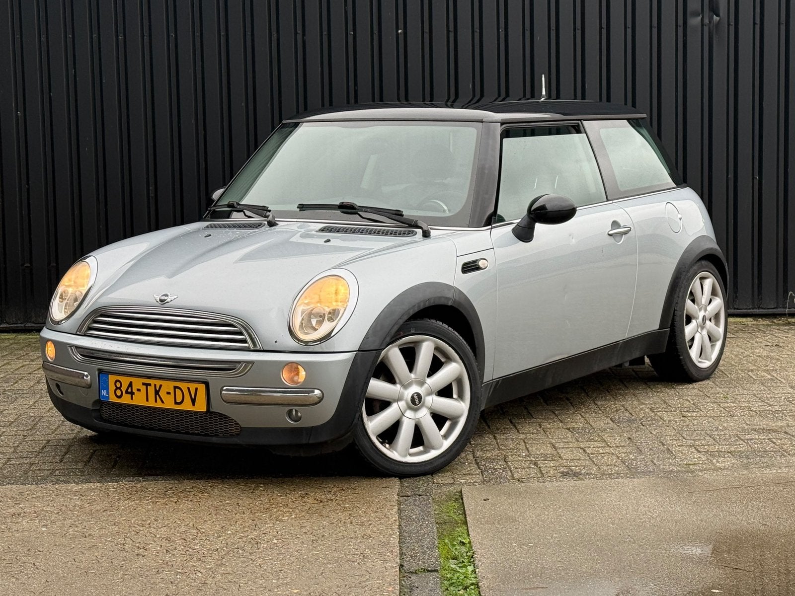 Mini Cooper Chili 1.6 |PANORAMADAK|STOELVERWARMING|, Voorwielaandrijving, 15 km/l, 4 cilinders, 4 stoelen