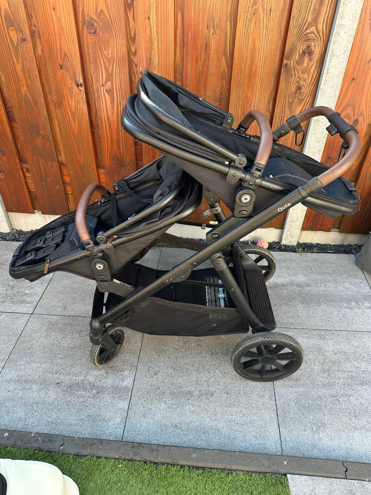 Tweeling Qute Q-Twin Tweeling Kinderwagen Set met Adapters, Gebruikt, Duowagen, Ophalen, Kinderwagen
