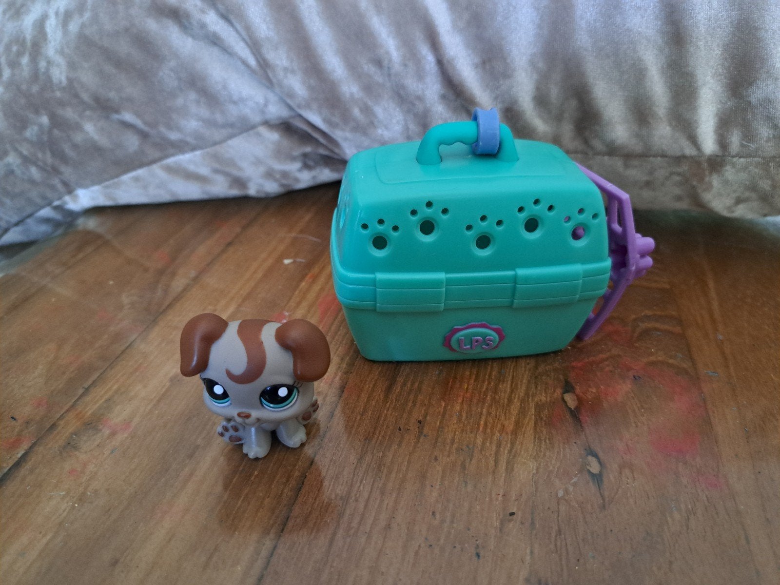 Littlest Pet Shop #1197 Baby Puppy Boxer LPS Figure Dog Crat, Ophalen of Verzenden, Gebruikt, Jongen of Meisje