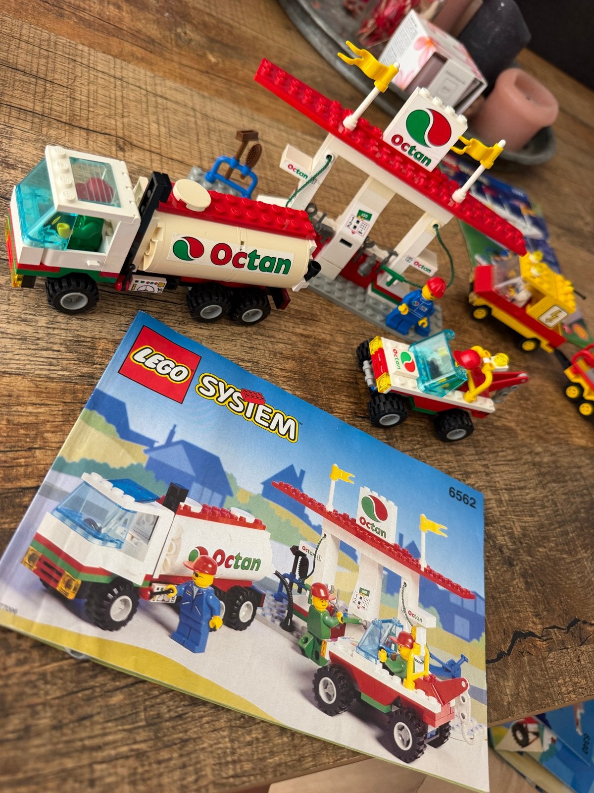 Lego 6562 Octan Tankwagen compleet en met boekje, Ophalen of Verzenden, Gebruikt, Overige merken