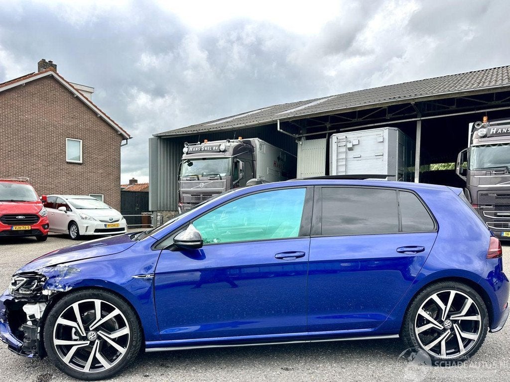 Volkswagen Golf 1.5 TSI is 150pk aut + f1 R-Line 5drs - pano, Auto diversen, Schadeauto's, Automaat, 1498 cc, Volkswagen AG, Kundenbetreuung@volkswagen.de