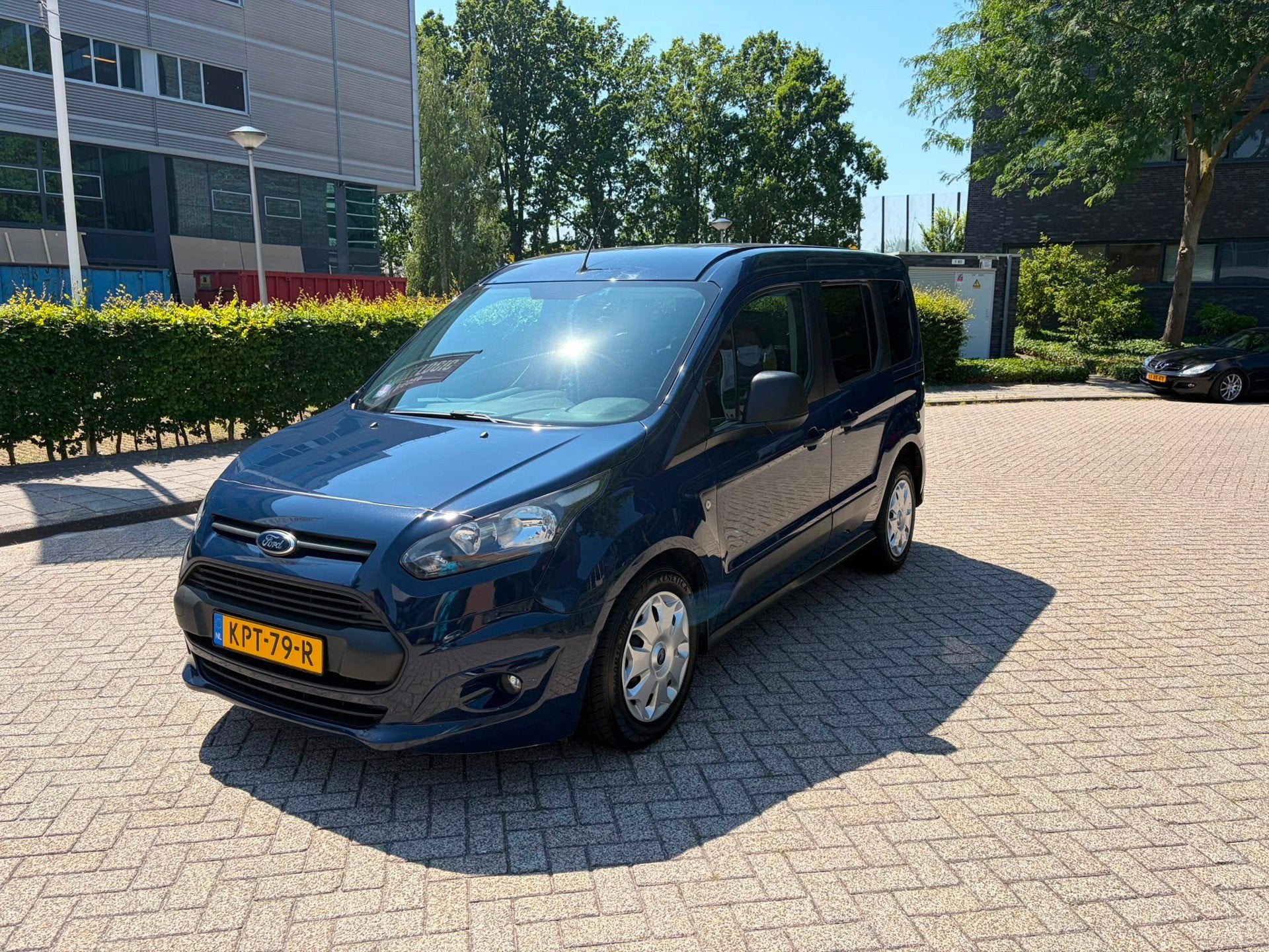 Ford Tourneo Connect Compact 1.0 Trend Airco 5 persoons (201, Auto's, Ford, Euro 5, 101 pk, Gebruikt, Blauw