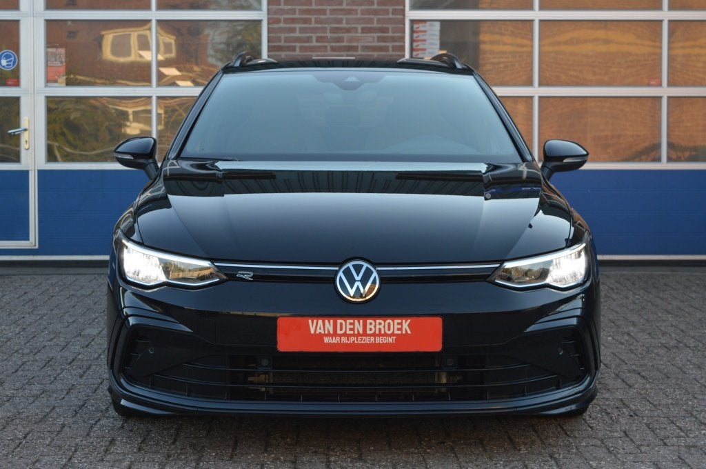 Volkswagen Golf Variant 1.5 eTSI R-Line | AUT - BLACKPACK -, Auto's, Volkswagen, Euro 6, 4 cilinders, 700 kg, Zwart