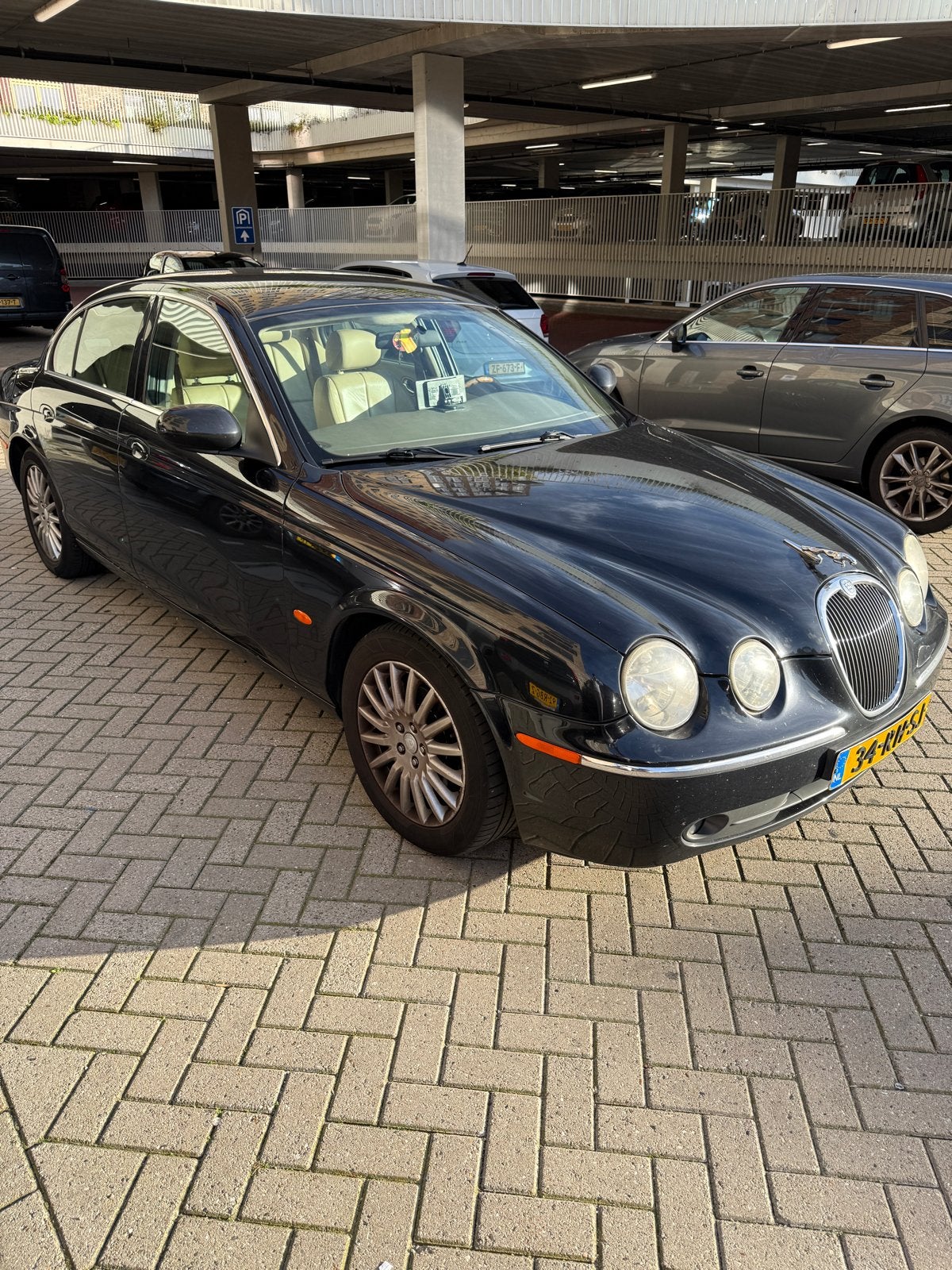 Jaguar S-Type 2.5 V6 Sport AUT 2005 Zwart LEES OMSCHRIJVING!, Auto's, Automaat, Achterwielaandrijving, 2497 cc, 1850 kg