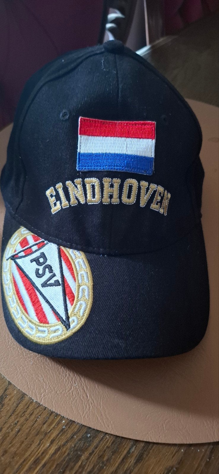 PSV Eindhoven Pet - Zwart met Nederlandse Vlag, Kleding | Heren, PSV, One size fits all, Ophalen of Verzenden, Pet