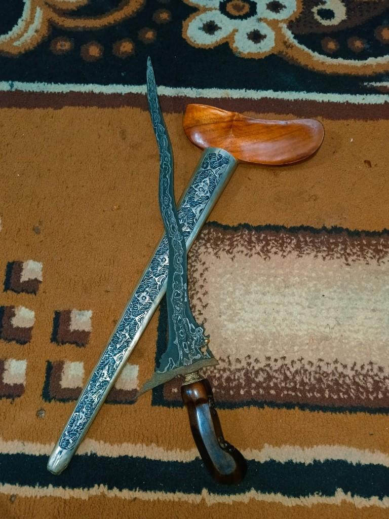 Antieke Keris Singo Barong 5 Luk Biji Timun Djogja SUY82, Wapen, Verzenden, Overige materialen, Indonesië