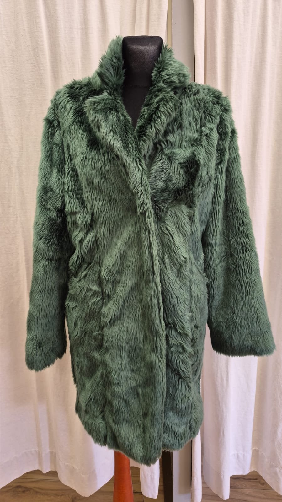 Nikkie faux fur jas maat 34, Ophalen of Verzenden, Zo goed als nieuw, Maat 34 (XS) of kleiner, Groen