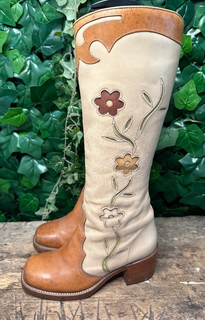Prachtige vintage hoge blokhak flower laars sendra maat 38, Bruin, Ophalen of Verzenden, Zo goed als nieuw, Sendra