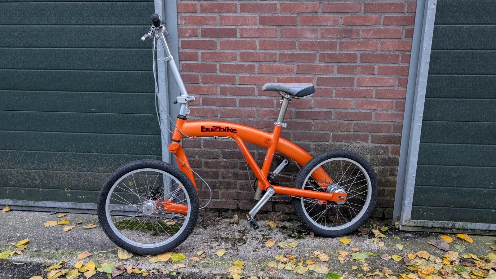 Buzbike Design vouwfiets - 20 inch, Fietsen en Brommers, Gebruikt, Versnellingen, Schijfrem, Ophalen