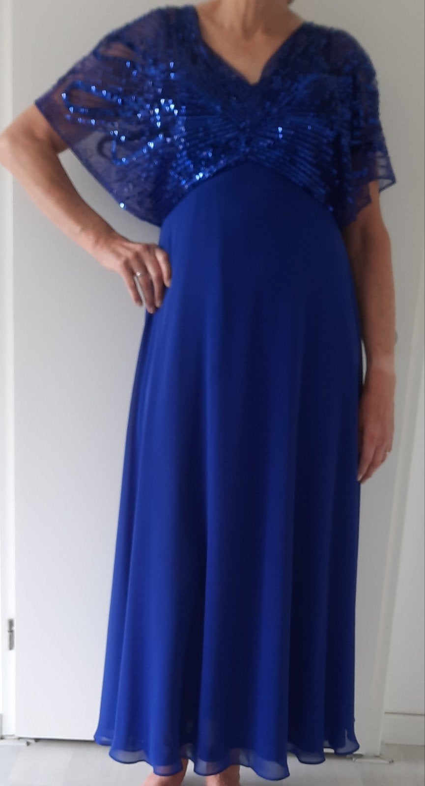 Elegante kobaltblauwe galajurk met pailletten, maat 46, Kleding | Dames, Gelegenheidskleding, Ophalen, Galajurk, Blauw, Mikael