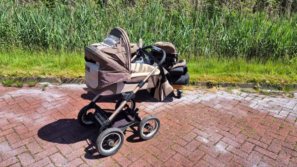 Mutsy 3-in-1 Kinderwagen Set: Buggy, Maxi-Cosi, Luiertas, Gebruikt, Ophalen of Verzenden, Combiwagen, Met autostoeltje