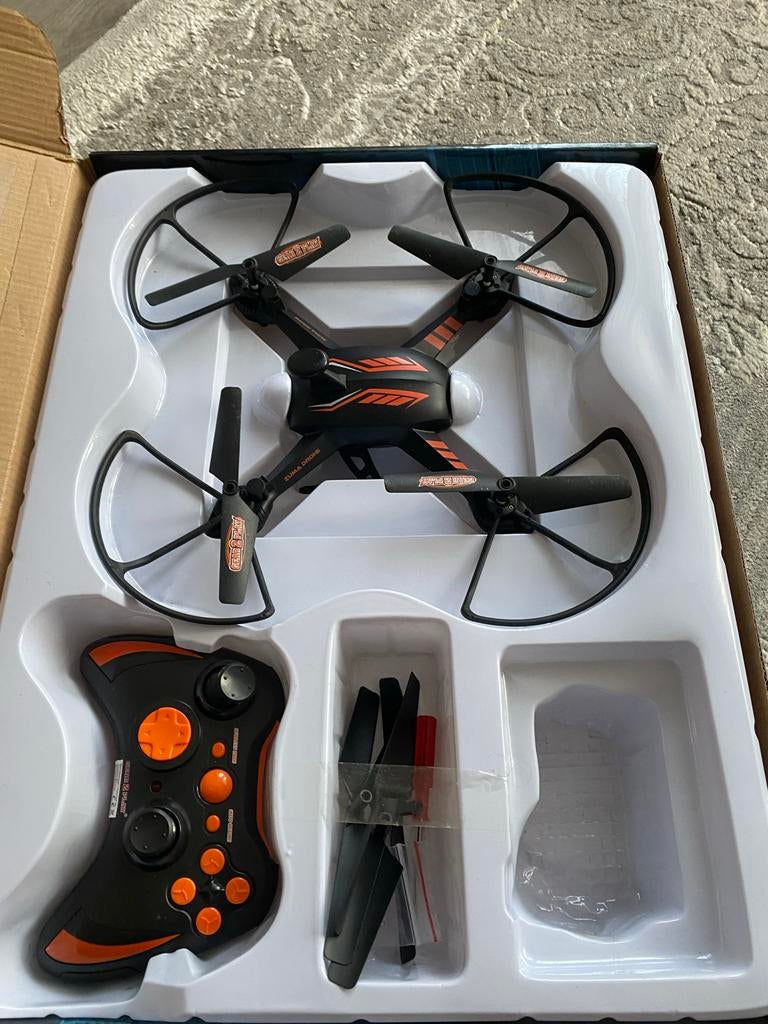 Zuma Drone met afstandsbediening en extra accessoires, Zuma, Basiskwaliteit, Minder dan 100 meter, Minder dan 250 gram