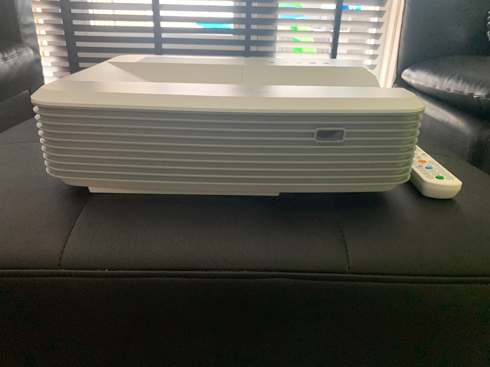 Optoma EH320UST/4000Ansi/Nieuwstaat/Ultra Short Throw/, Audio, Tv en Foto, Beamers, Ophalen of Verzenden, Zo goed als nieuw, Overige technologieën