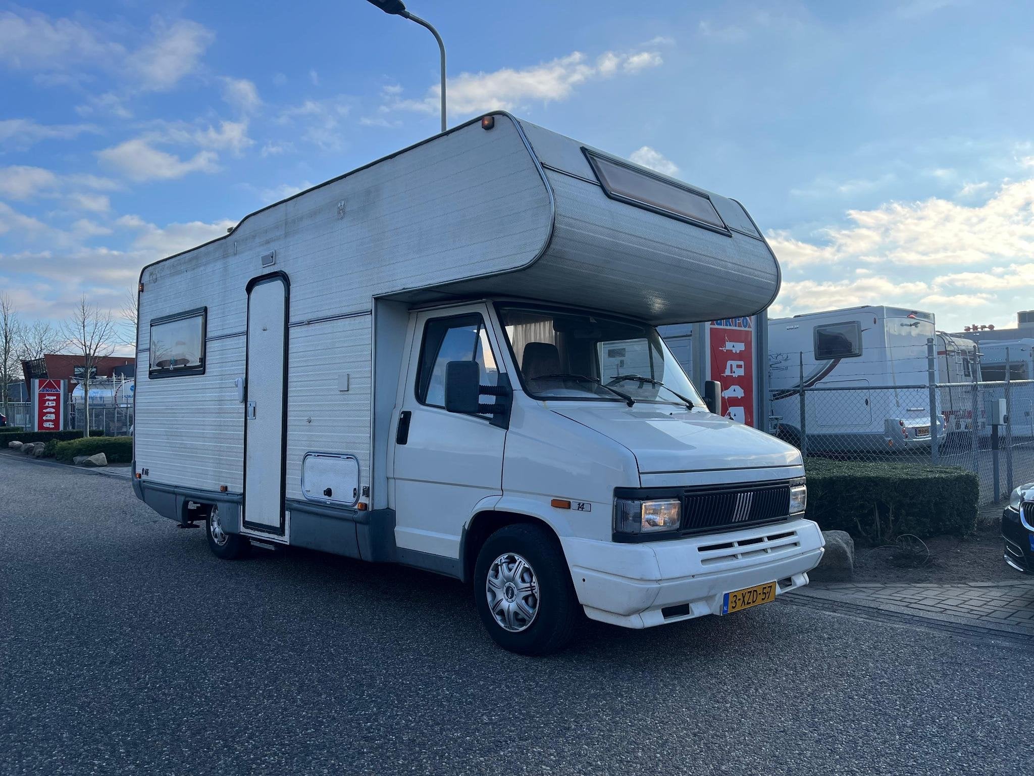 Fiat Ducato 14 2.5 Gran Volume | Goofy | Fietsenrek | Trekha, Bedrijf, Tot en met 3, Koelkast, Stellantis Nederland B.V.