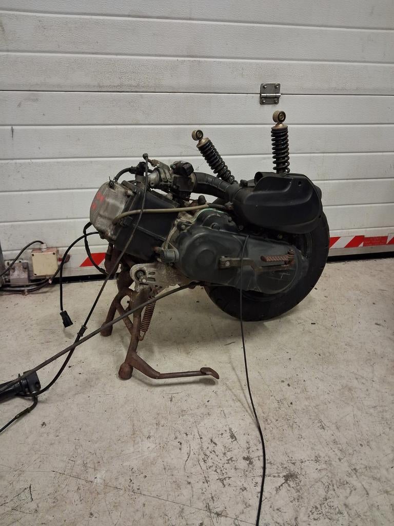 Capri/riva vespa look motorblok, Ophalen, ., ., .