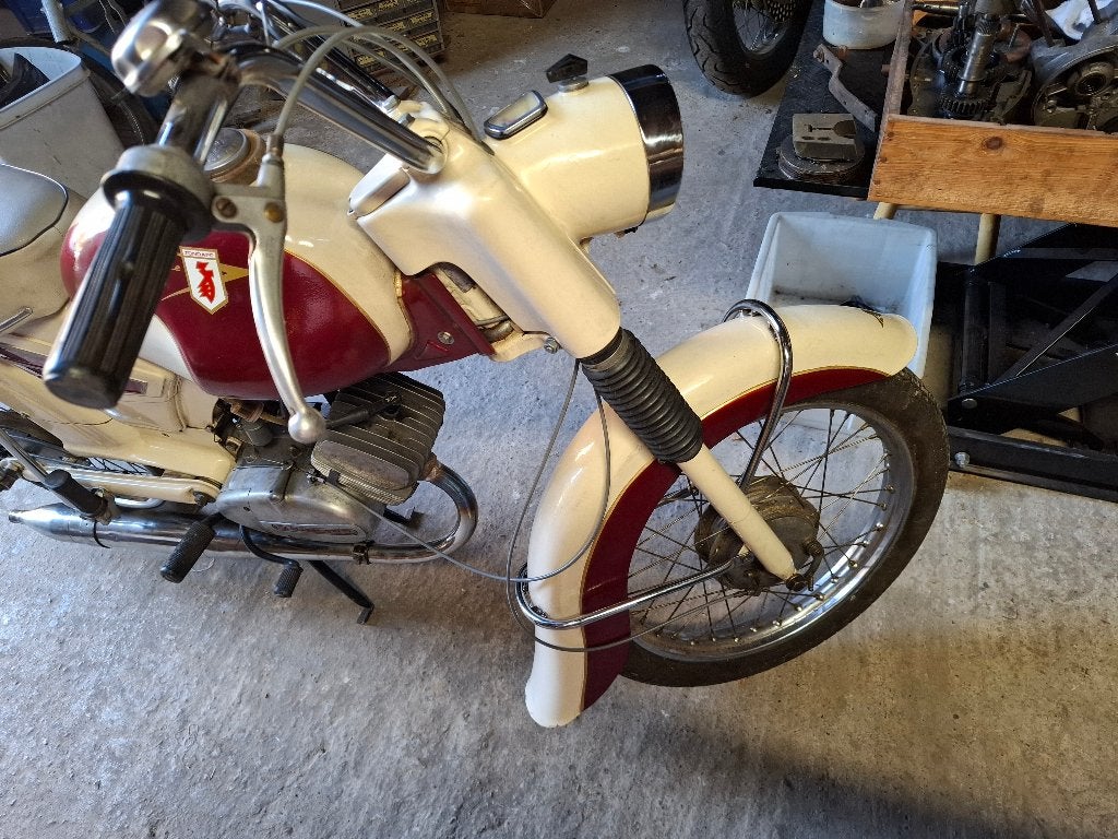 Zundappje 515 met papieren, Ophalen, Overige modellen, Maximaal 45 km/u, Zo goed als nieuw