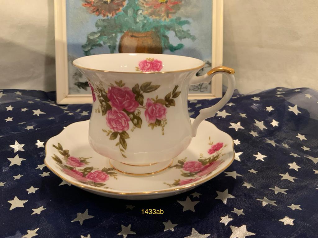Royal Ascot Red Rose theekopje en schotel, Ophalen of Verzenden
