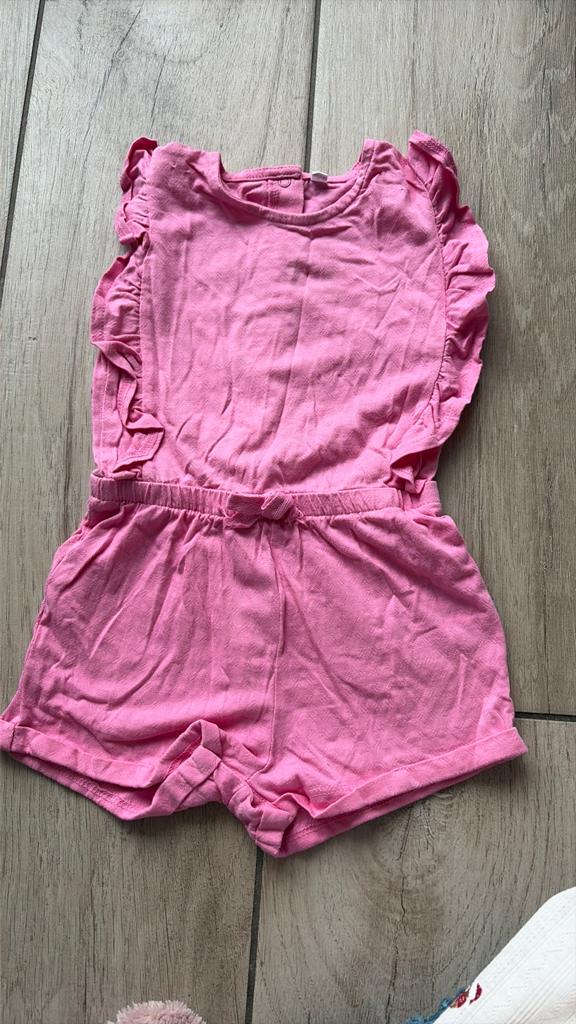 Roze jumpsuit met ruches maat 80, Kinderen en Baby's, Babykleding | Maat 80, Ophalen of Verzenden, Zo goed als nieuw, Meisje, Pakje